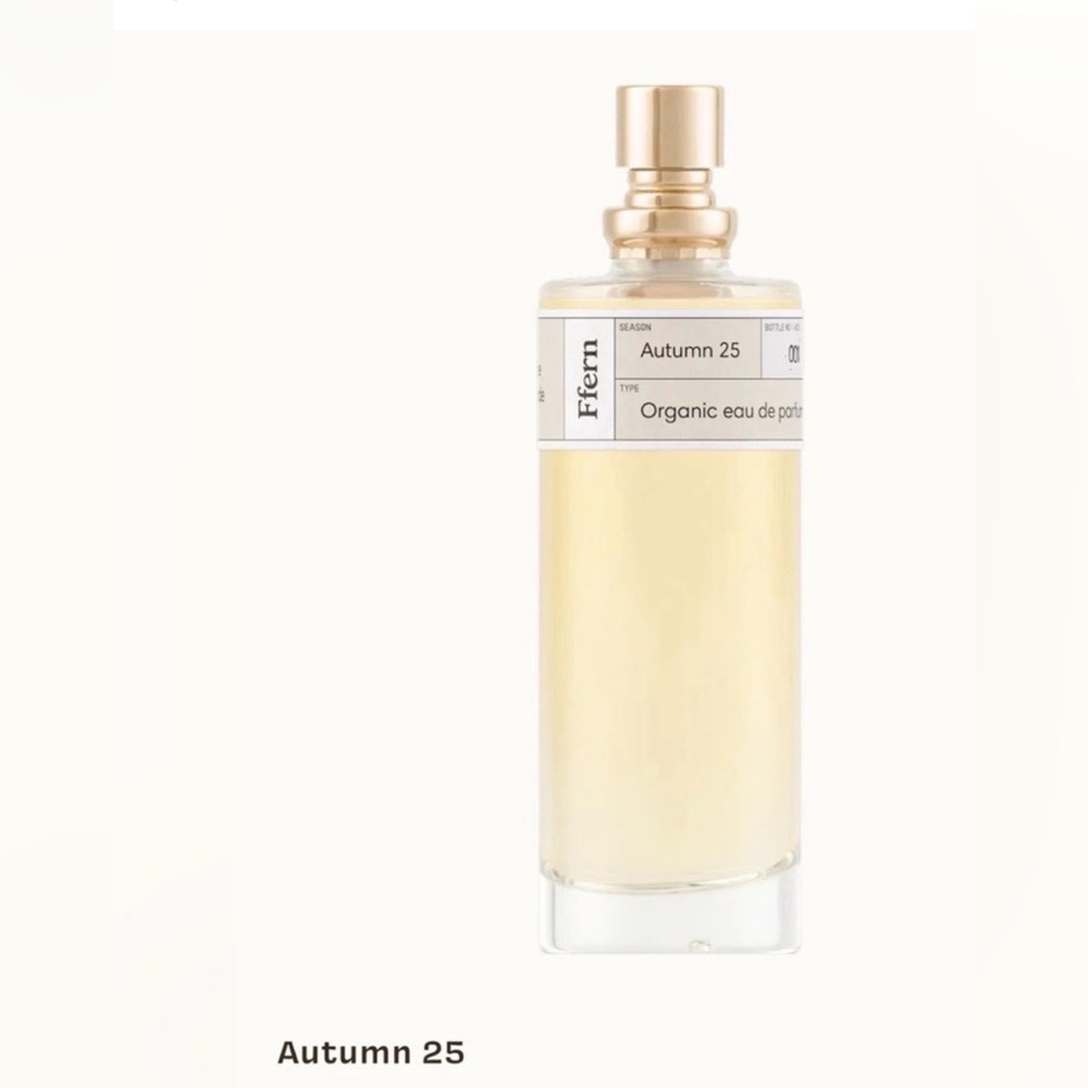 Almost a full bottle! Natural and toxin free perfume 🌱